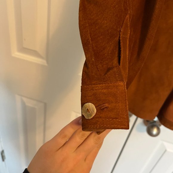 Stunning Brown 100% Leather Shirt Jacket by The Limited, Size M - Picture 4 of 11